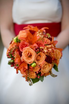 [تصویر:  orange-bridal-bouquet.jpg]