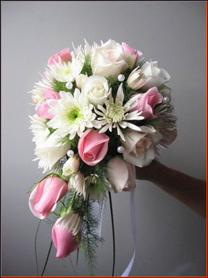 [تصویر:  pink-white-bouquet-bridal.jpg]