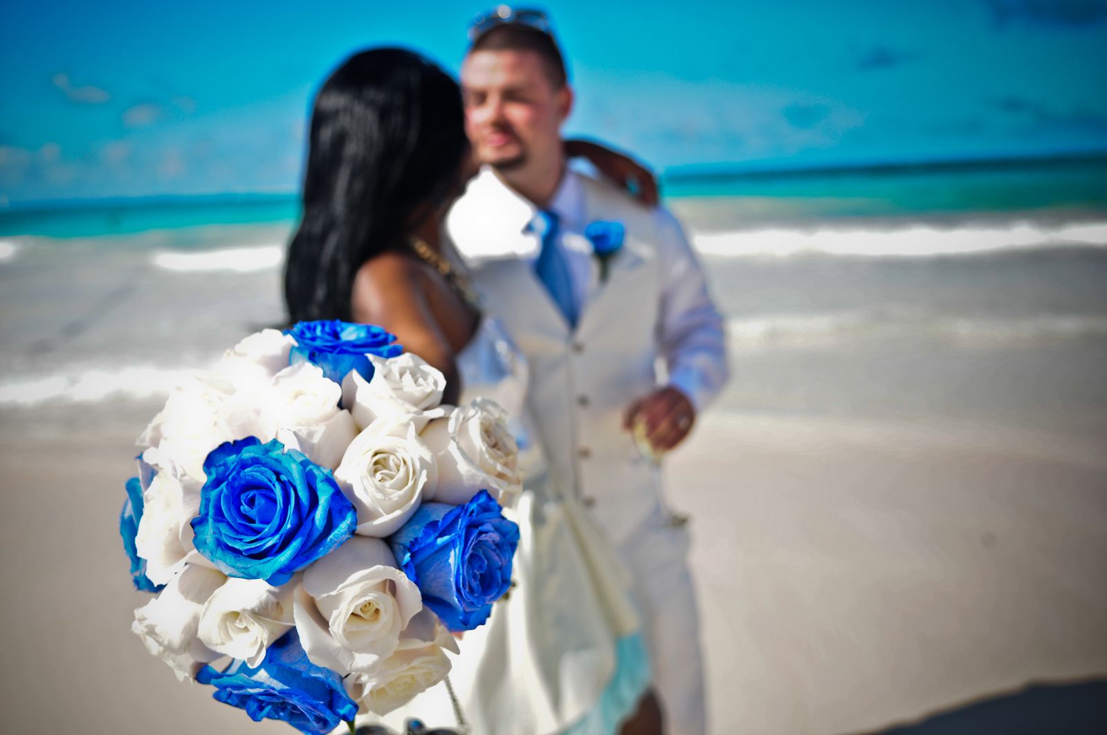 blue and white rose wedding bouquets