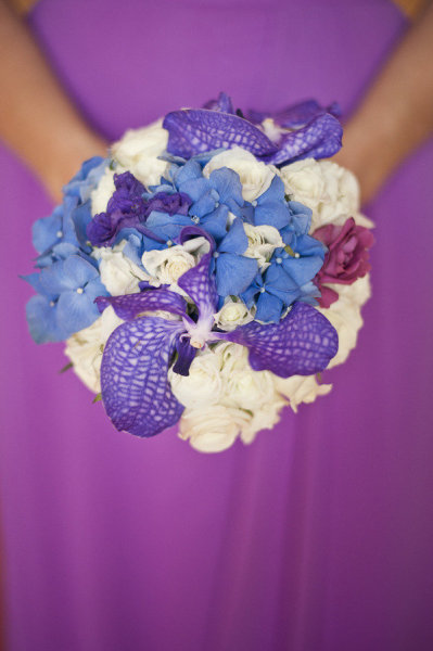 blue-purple-white-bridesmaid-bouquet