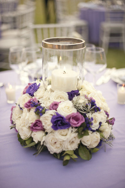 Pretty table centre piece bluewhiteweddingbouquettable