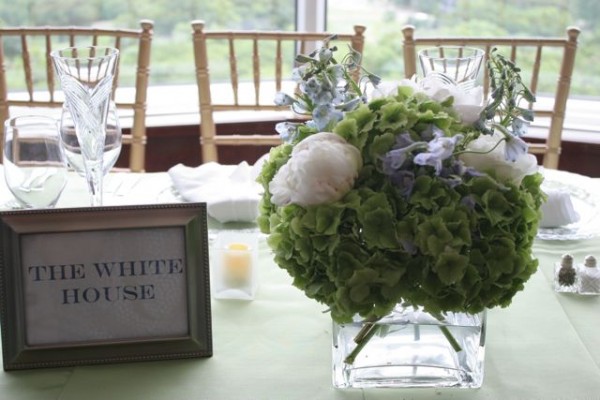 From LA Botanicals we have this amazing table centerpiece made of pink and From LA Botanicals we have this amazing table centerpiece made of pink and
