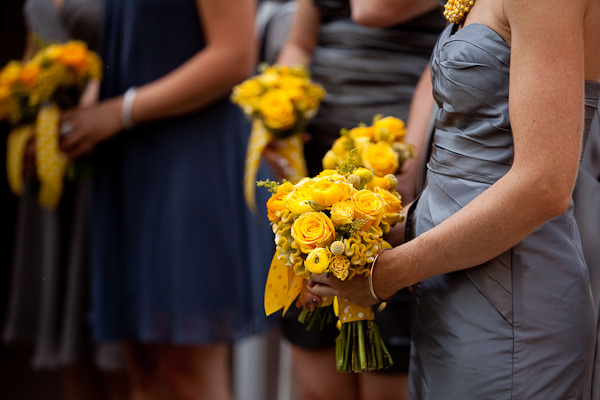 yellow bridesmiads bosuquet