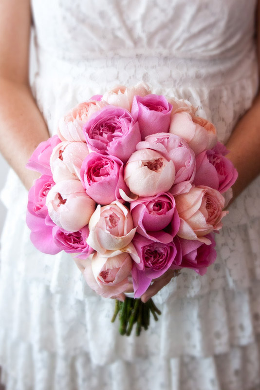 pink bouquet for wedding