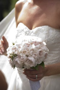 white david austin roses bouquet