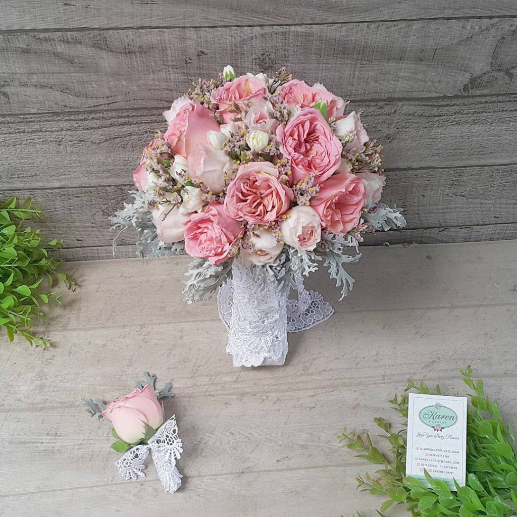 Dave Austin and baby Rose Bridal Bouquet