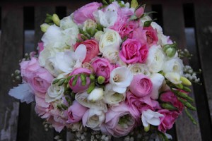 Em’s bridal bouquet of ranunculus, freesias and roses