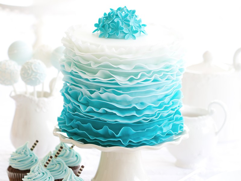 Single tier teal ombre wedding cake