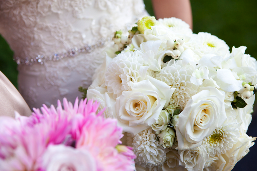 Wedding Bouquets with Dahlias in White