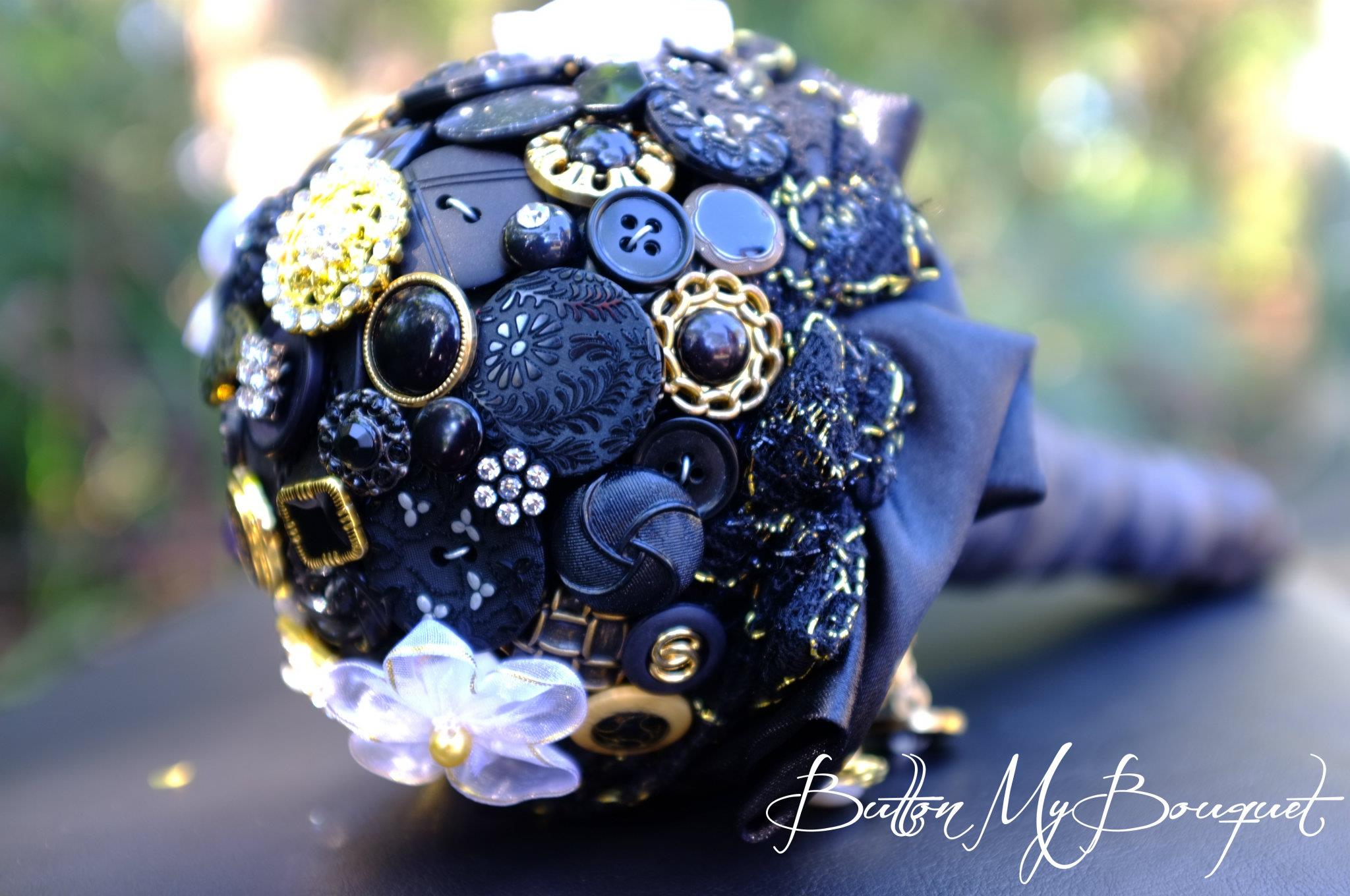 dark blue button bouquet